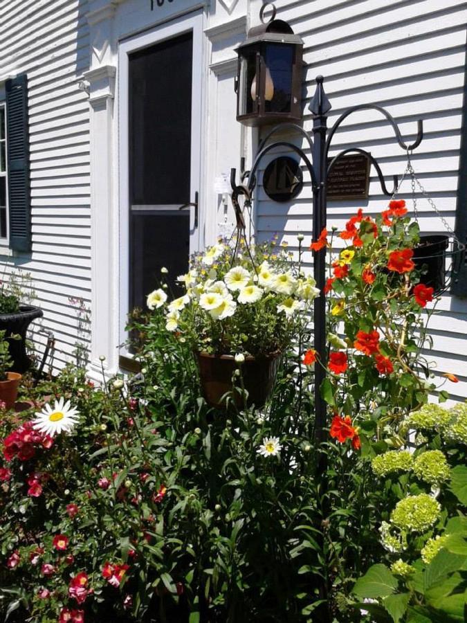 The Inn At Yarmouth Port Екстер'єр фото